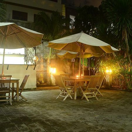 Budget Door Legian Inn كوتا المظهر الخارجي الصورة