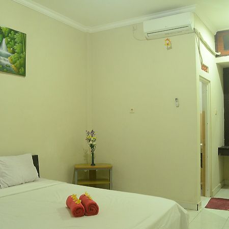 Budget Door Legian Inn كوتا المظهر الخارجي الصورة