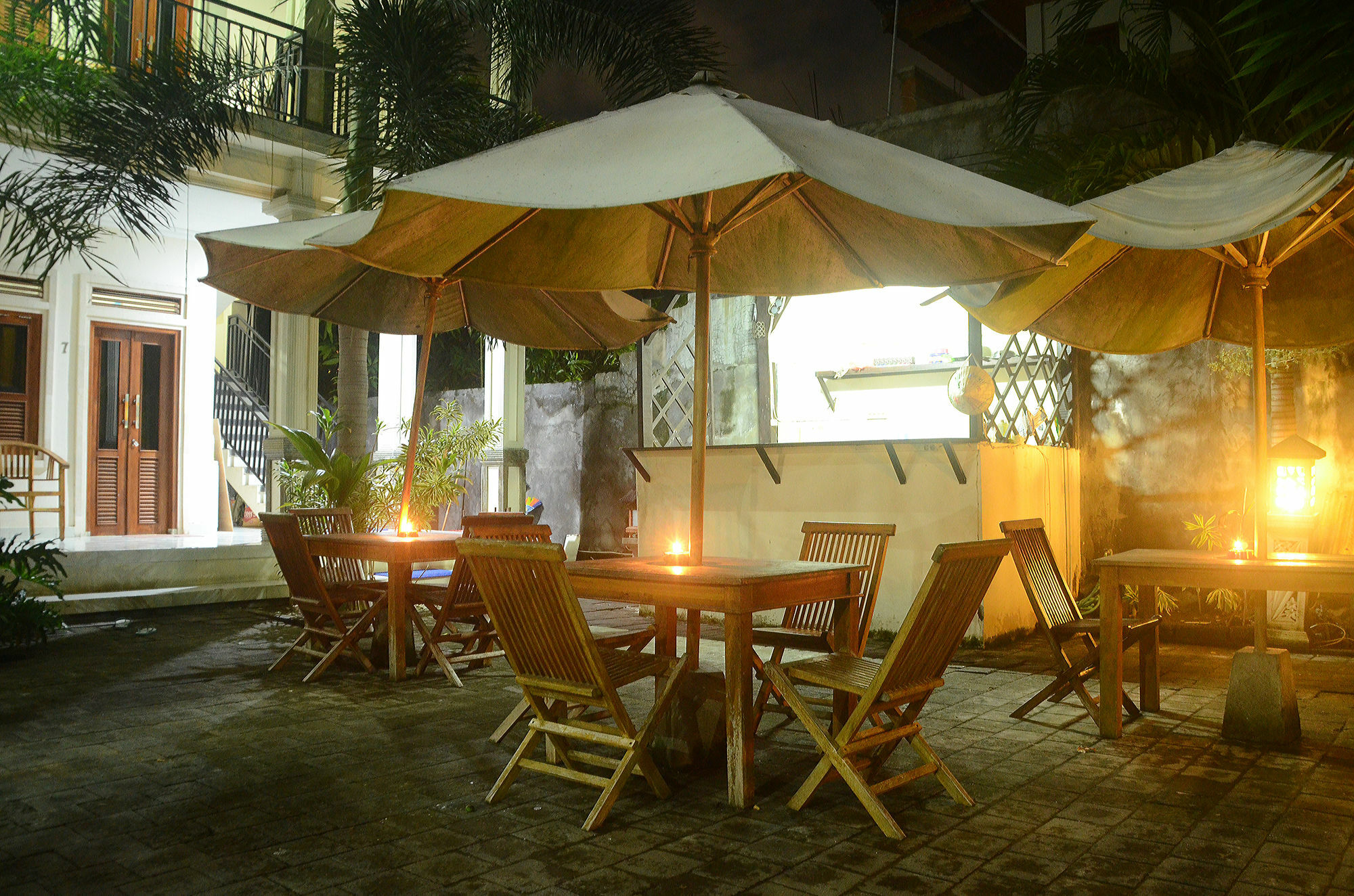 Budget Door Legian Inn كوتا المظهر الخارجي الصورة